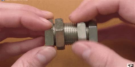 This 'Impossible' Bolt Puzzle Is Viciously Clever 